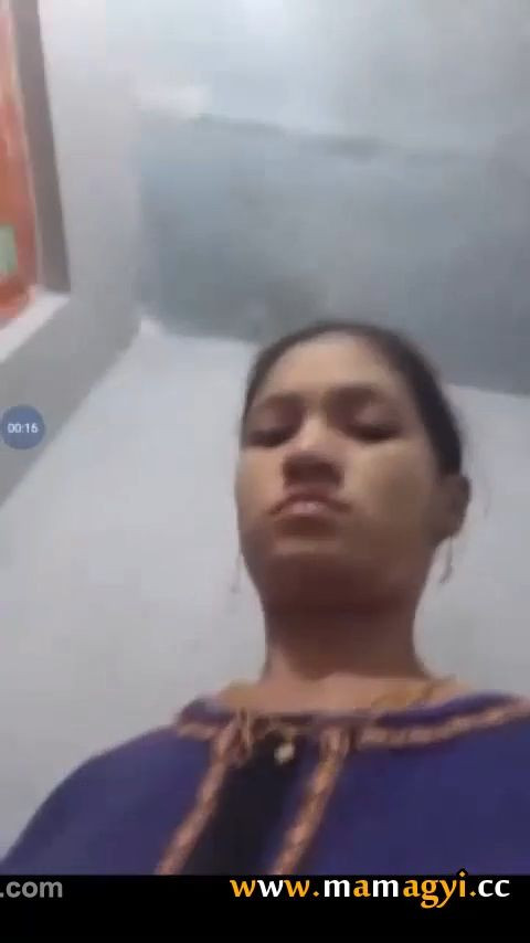 အိမ်သာထဲကနေပြတဲ့မြန်မာမလေး