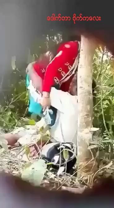 ချောင်းရိုက်လေး ၇၂