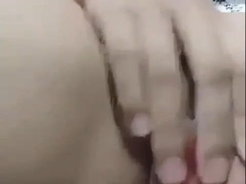 ဘဲနဲ့ချက်ပြတဲ့ပူစီသန့်သန့်လေး