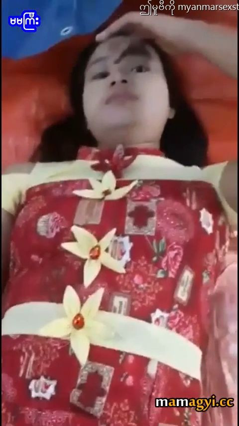 မြန်မာမလေးကိုဂေါလီသုံးလုံးနဲ့ထည့်
