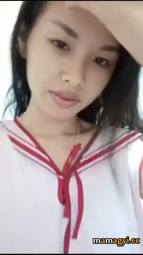 ရေချိုးခန်းထဲကပူစီအငုံးလေးဘဲကိုပြ