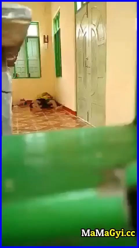 လိုးစရာအဲလောက်တောင်ရှာနေလား