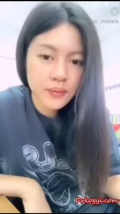 အပေါက်ကျဥ်းလေးကိုပြထားတာ